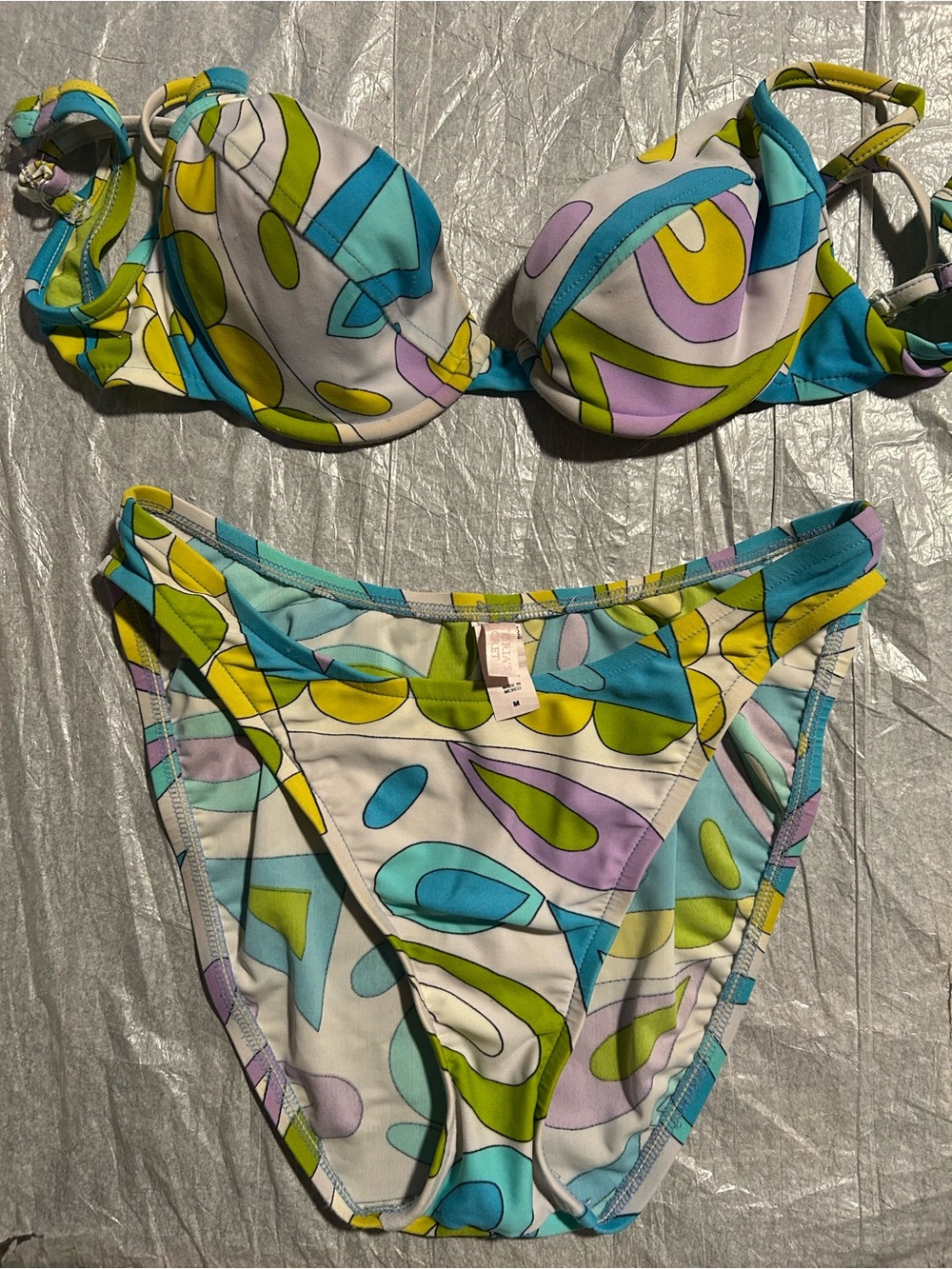 Vintage Victoria's Secret Multicolor Abstract Print 3 Piece Bikini set.